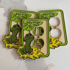 3 Vintage Neil the Frog Leaf Light Switch Covers